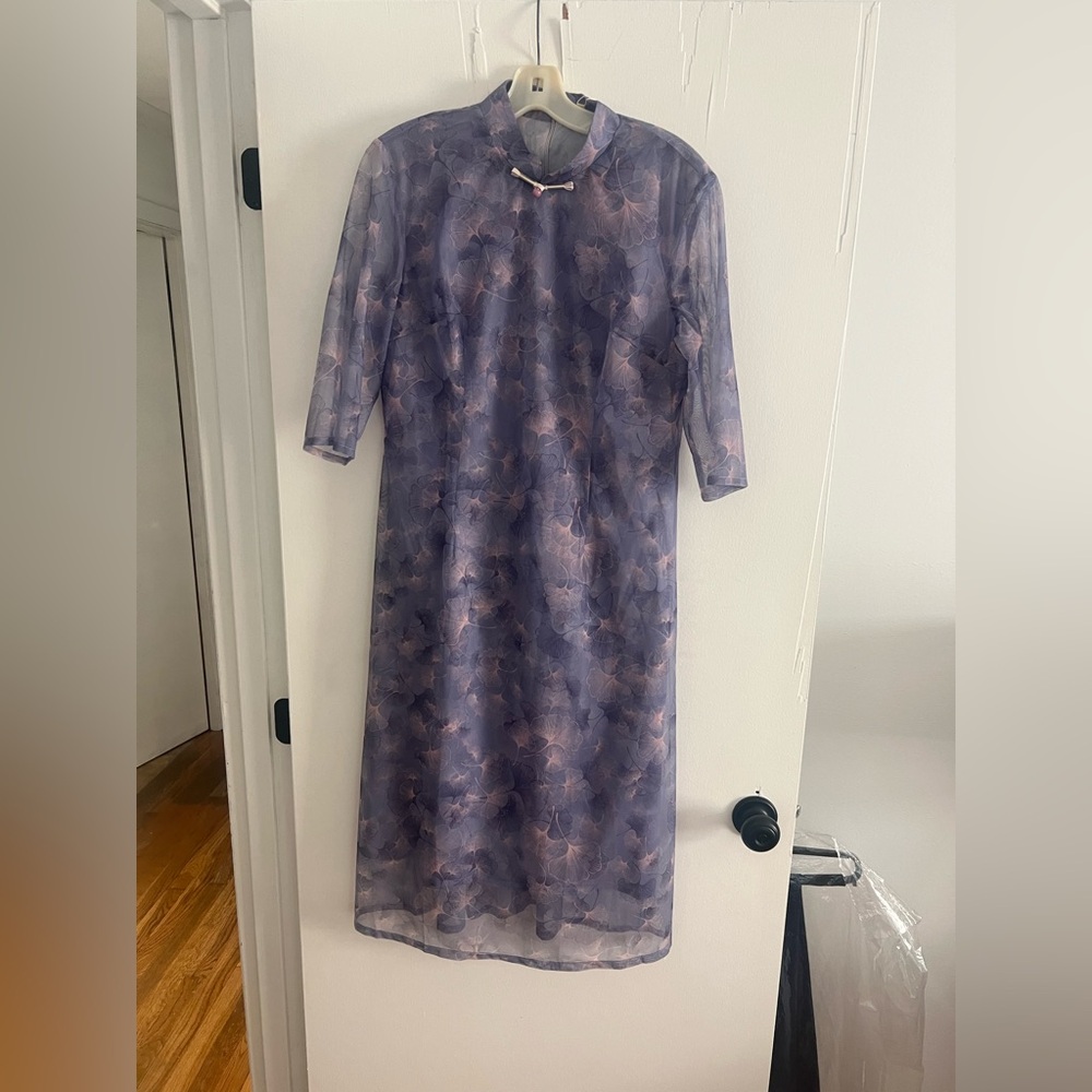 Chic Lavender Floral Long Sleeve Dress (Qi Pao)
